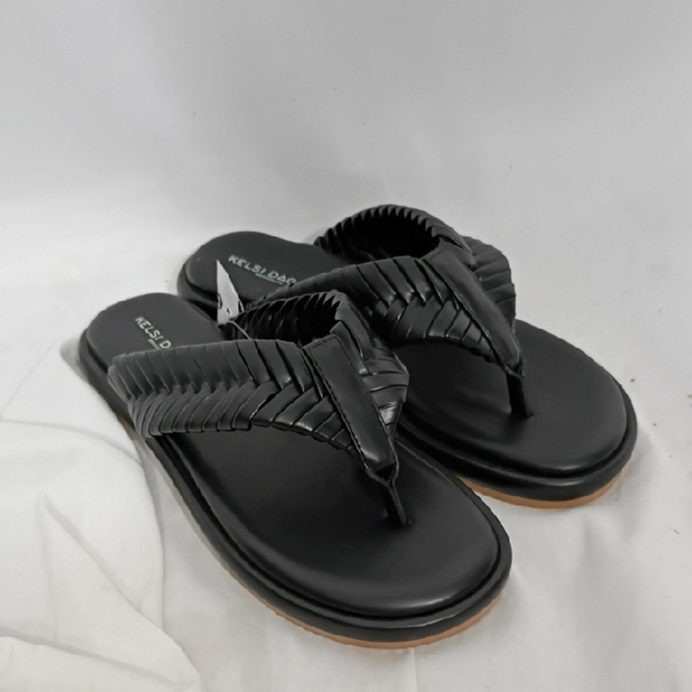 NWOB Kelsi Dagger Brooklyn Tidal flip-flop Women's Size 7 No Box Included